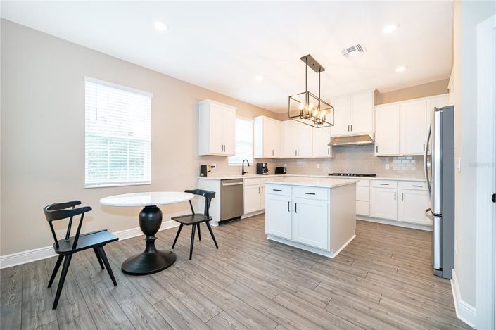 Image No.14-3 Bed House for sale