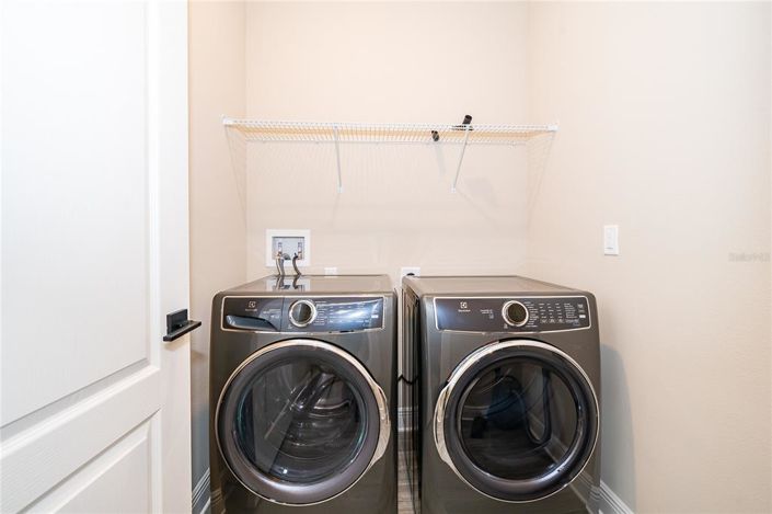 Image No.19-3 Bed House for sale