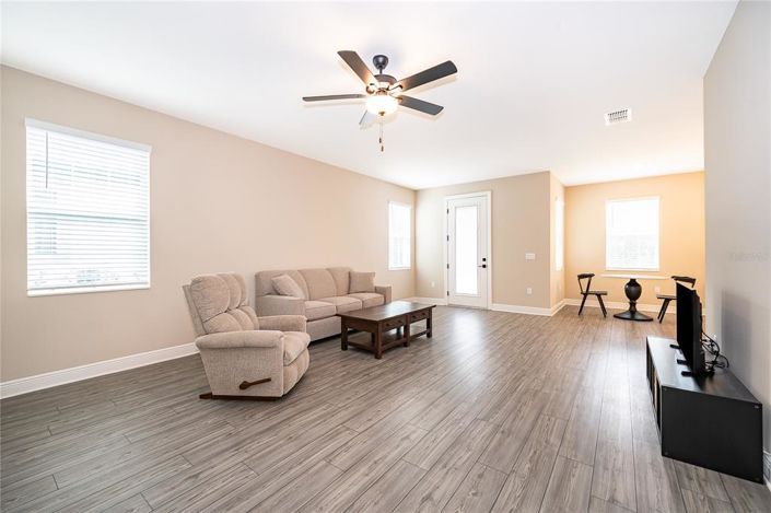 Image No.2-3 Bed House for sale