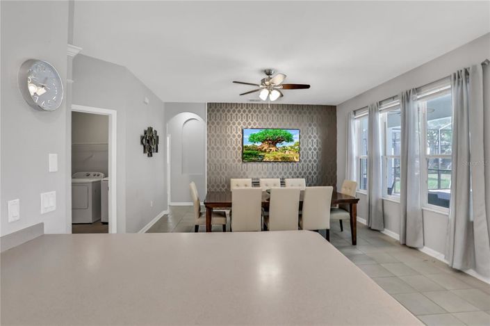 Image No.26-6 Bed House for sale