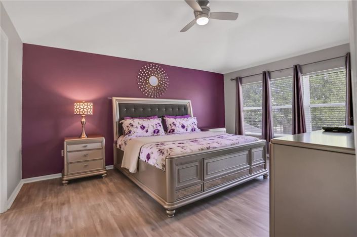 Image No.33-6 Bed House for sale