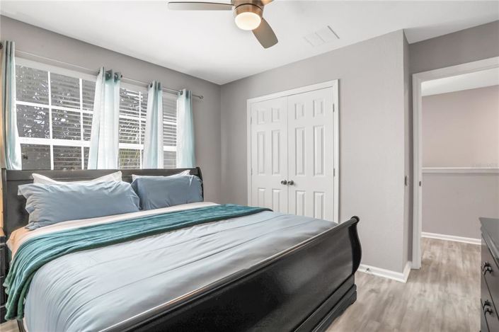 Image No.42-6 Bed House for sale