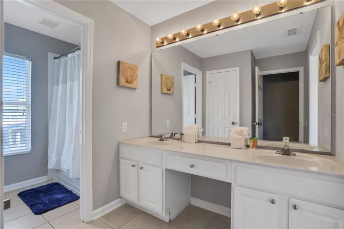 Image No.46-6 Bed House for sale