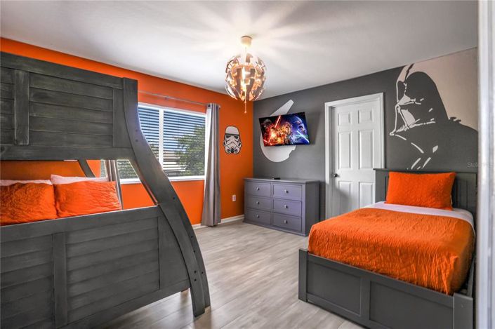 Image No.53-6 Bed House for sale