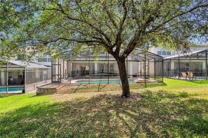 Image No.54-6 Bed House for sale