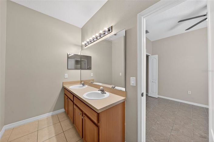 Image No.23-4 Bed House for sale