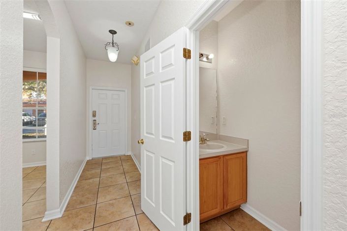 Image No.18-4 Bed Townhouse for sale