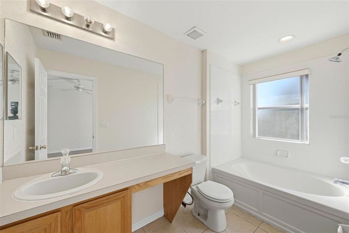 Image No.28-4 Bed Townhouse for sale