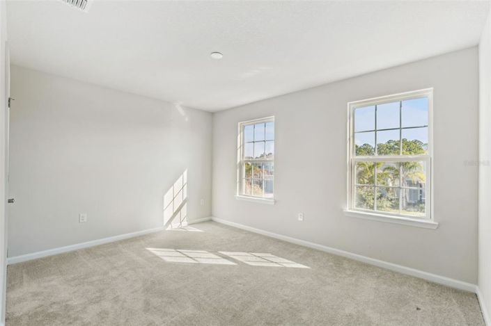 Image No.19-4 Bed House for sale