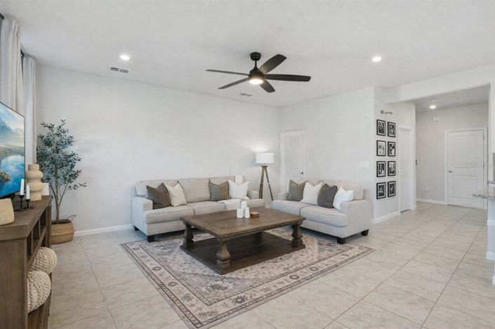 Image No.4-4 Bed House for sale