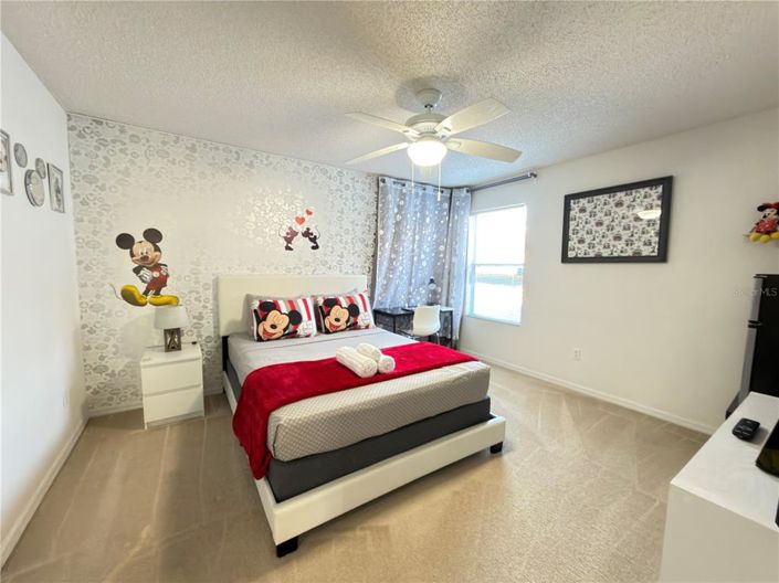 Image No.26-6 Bed House for sale