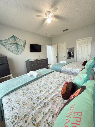 Image No.34-6 Bed House for sale