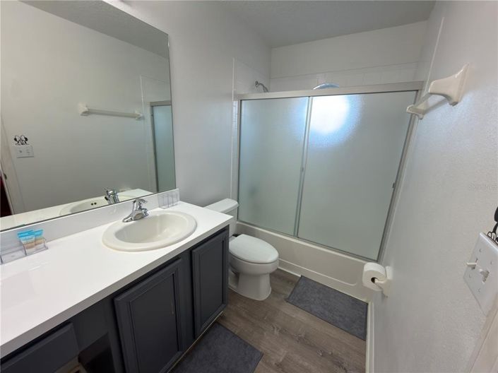 Image No.38-6 Bed House for sale