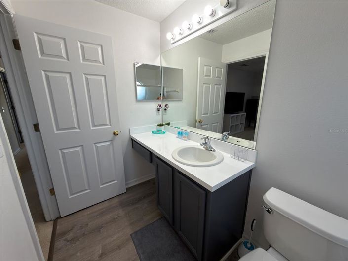 Image No.41-6 Bed House for sale