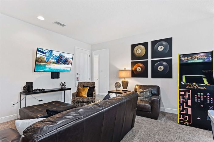 Image No.30-9 Bed House for sale