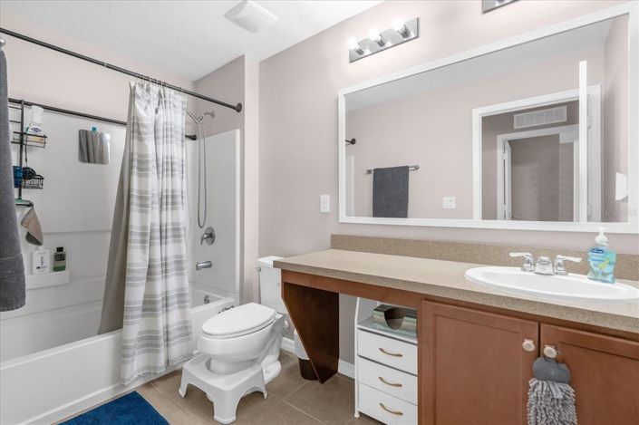 Image No.14-4 Bed House for sale