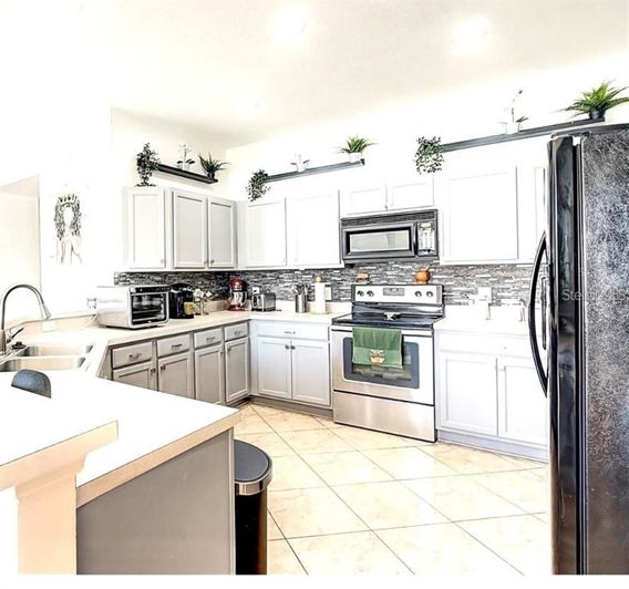 Image No.3-4 Bed House for sale