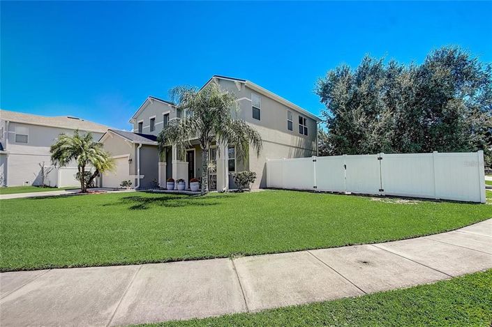 Image No.9-4 Bed House for sale