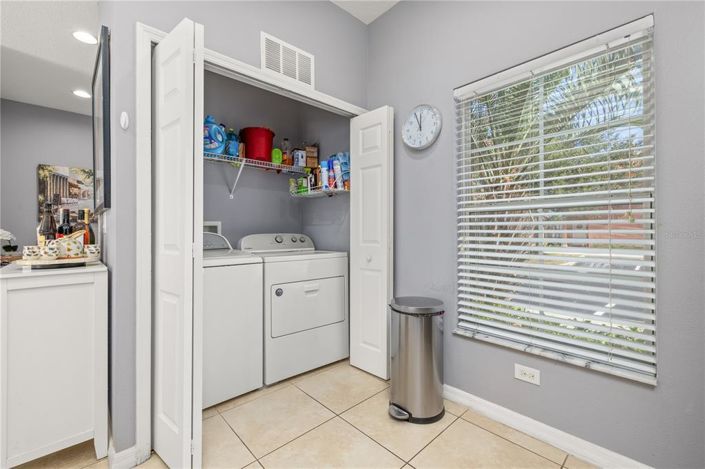 Image No.10-3 Bed Townhouse for sale