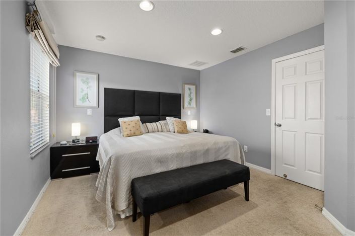 Image No.29-3 Bed Townhouse for sale