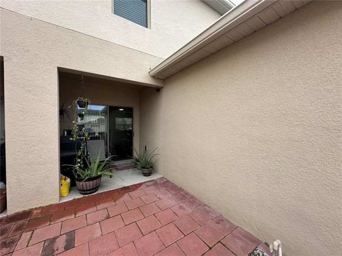 Image No.27-3 Bed Townhouse for sale