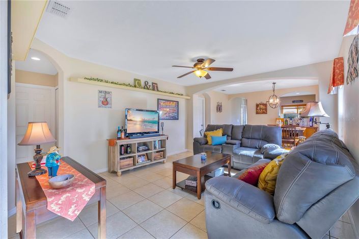 Image No.4-Appartement de 3 chambres à vendre à Saint John