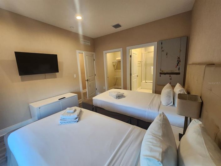 Image No.22-Maison de ville de 4 chambres à vendre à Saint John