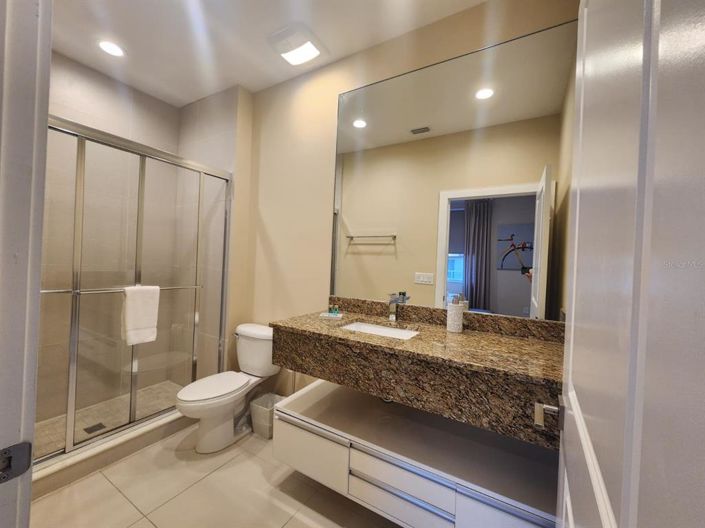 Image No.30-4 Bed Townhouse for sale