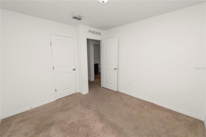 Image No.20-3 Bed Townhouse for sale