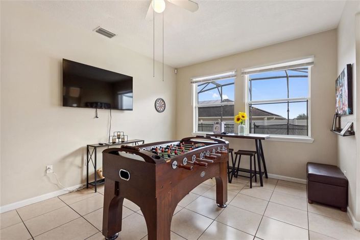 Image No.15-4 Bed House for sale