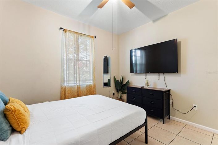 Image No.28-4 Bed House for sale