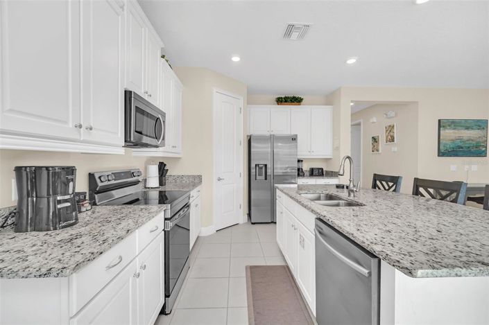 Image No.13-4 Bed House for sale