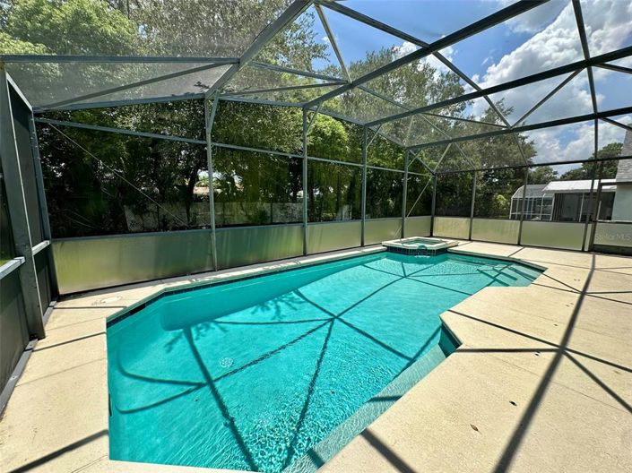 Image No.26-3 Bed House for sale