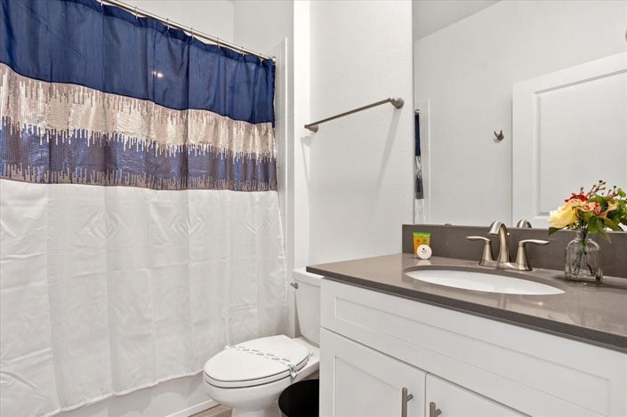 Image No.6-5 Bed House for sale