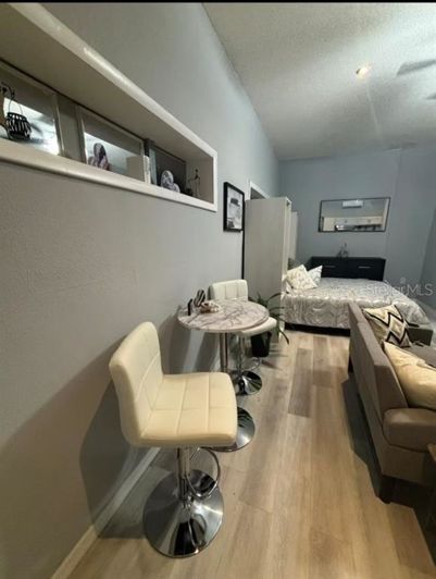 Image No.24-4 Bed House for sale