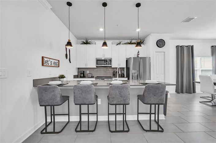 Image No.15-5 Bed Townhouse for sale