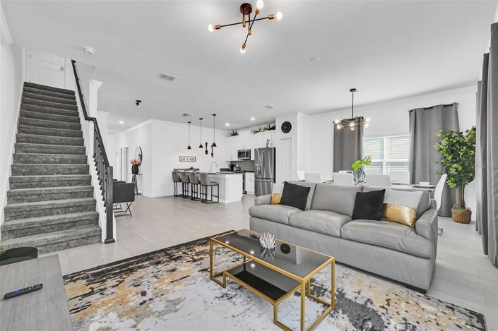 Image No.21-5 Bed Townhouse for sale