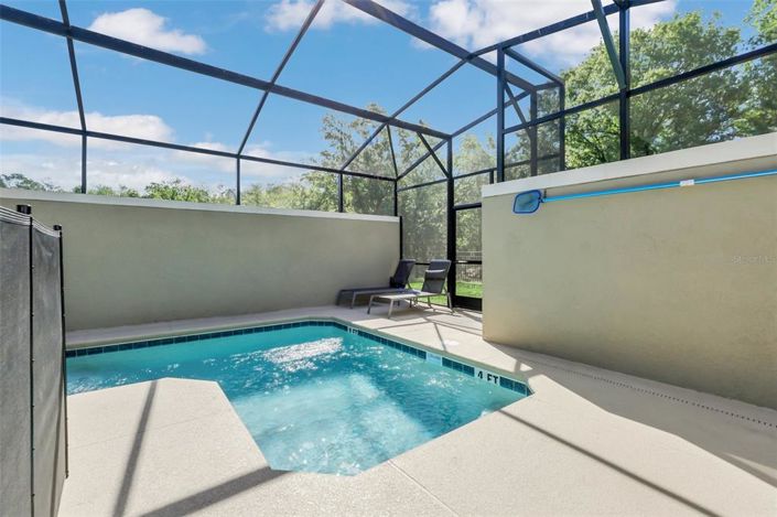 Image No.35-5 Bed Townhouse for sale