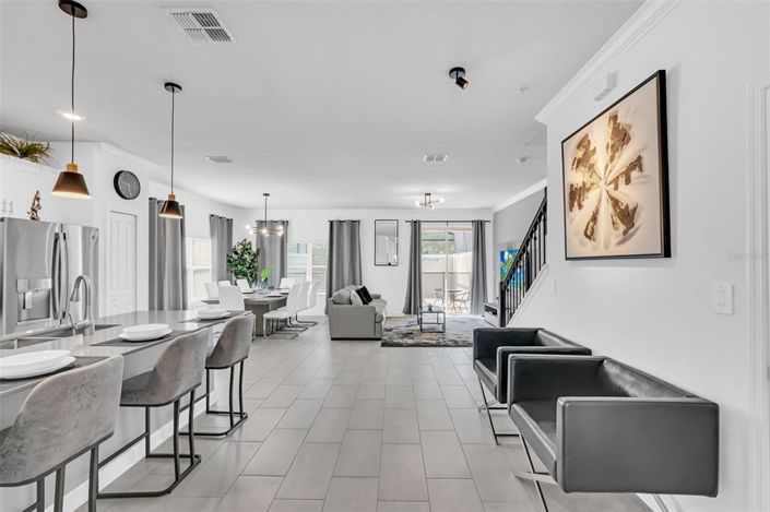 Image No.6-5 Bed Townhouse for sale