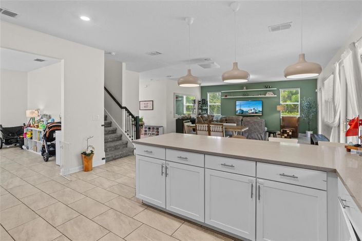 Image No.16-6 Bed House for sale