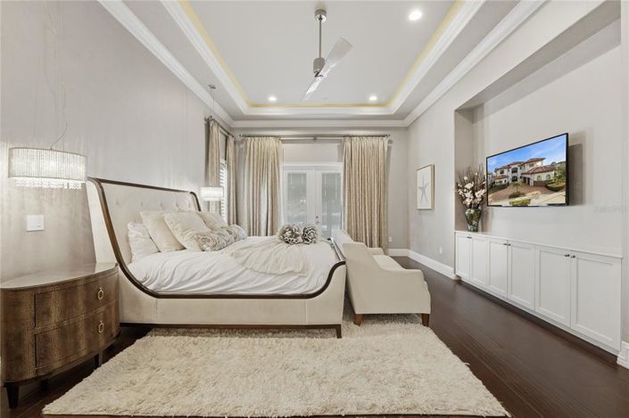 Image No.18-8 Bed House for sale