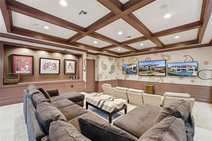 Image No.37-8 Bed House for sale