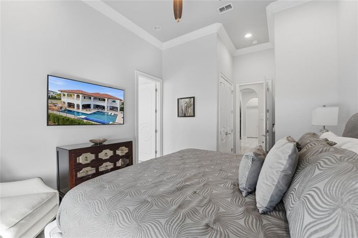 Image No.50-8 Bed House for sale