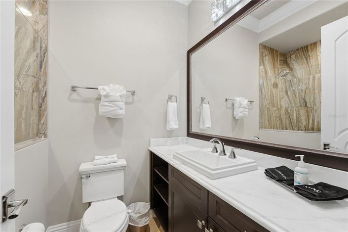 Image No.59-8 Bed House for sale