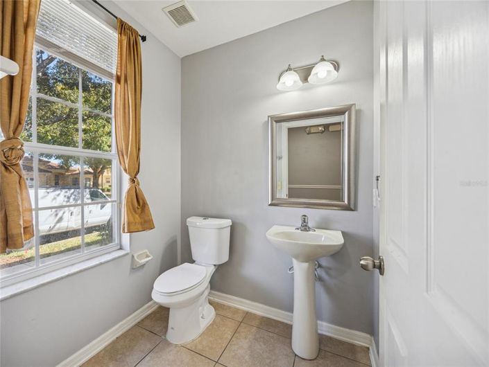 Image No.11-3 Bed Townhouse for sale