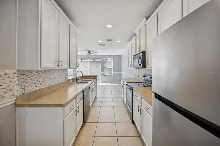 Image No.4-3 Bed Townhouse for sale