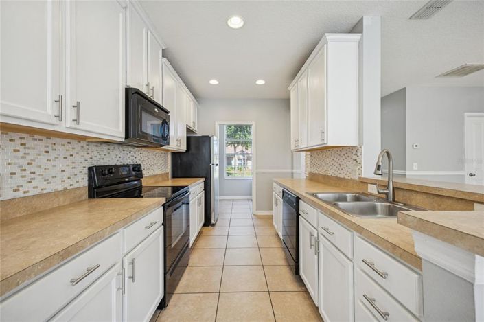 Image No.7-3 Bed Townhouse for sale