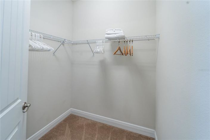 Image No.35-5 Bed House for sale