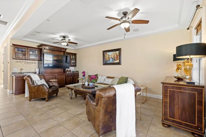 Image No.14-5 Bed House for sale