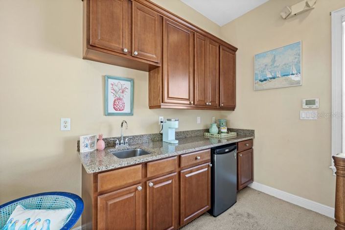 Image No.60-5 Bed House for sale